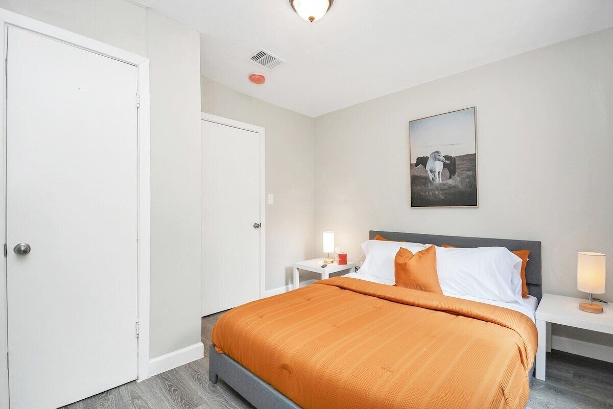Photo 14 of 5BR 3BA Home with Hot Tub Near Stadiums & Airport