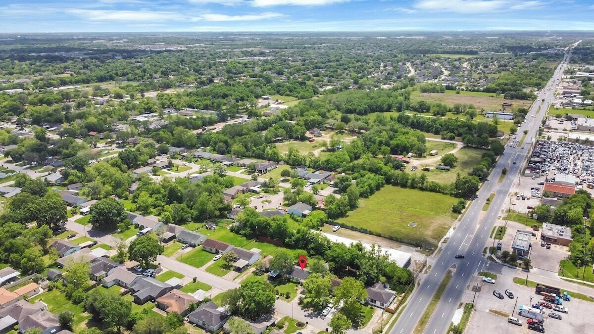 Photo 47 of 5BR 3BA Home with Hot Tub Near Stadiums & Airport