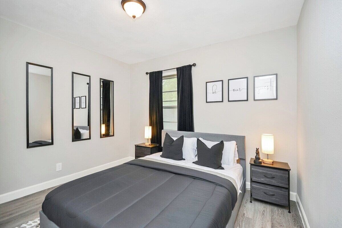 Photo 17 of 5BR 3BA Home with Hot Tub Near Stadiums & Airport