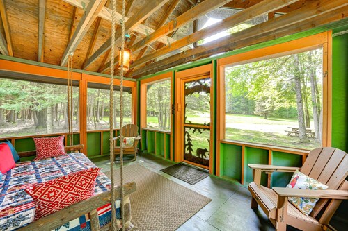 ‘Cardinal Pines’ Cabin on 8 Acres - Dog Friendly!