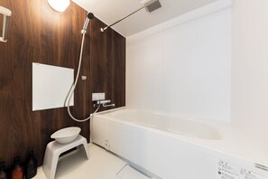 Basic Apartment | Bathroom | Slippers