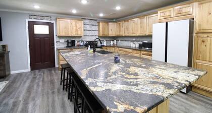 2 Lakes Oasis in Hot Springs