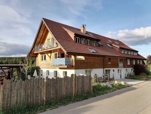 Exterior - Studio Apartment 'Heustüble' with Shared Terrace and Wi-Fi (Hinterzarten)