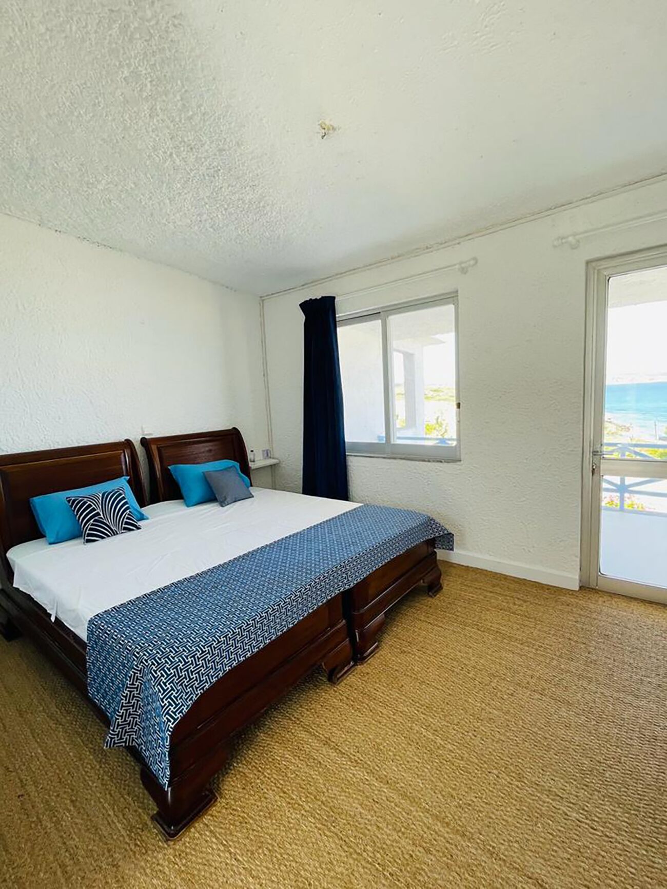 1 Schlafzimmer, Schreibtisch, Bügeleisen/Bügelbrett, Reisekinderbett