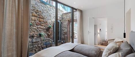 2 soverom, wi-fi (inkludert) og sengetøy