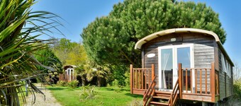 9 Bedroom Castle in Baguer-Morvan