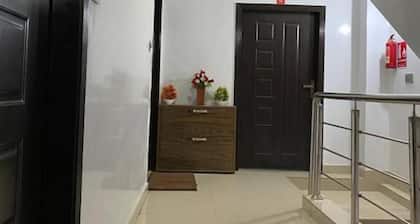 Faizi Apartments
