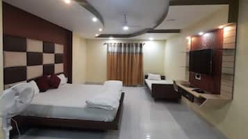 Premium Room | Free WiFi, bed sheets