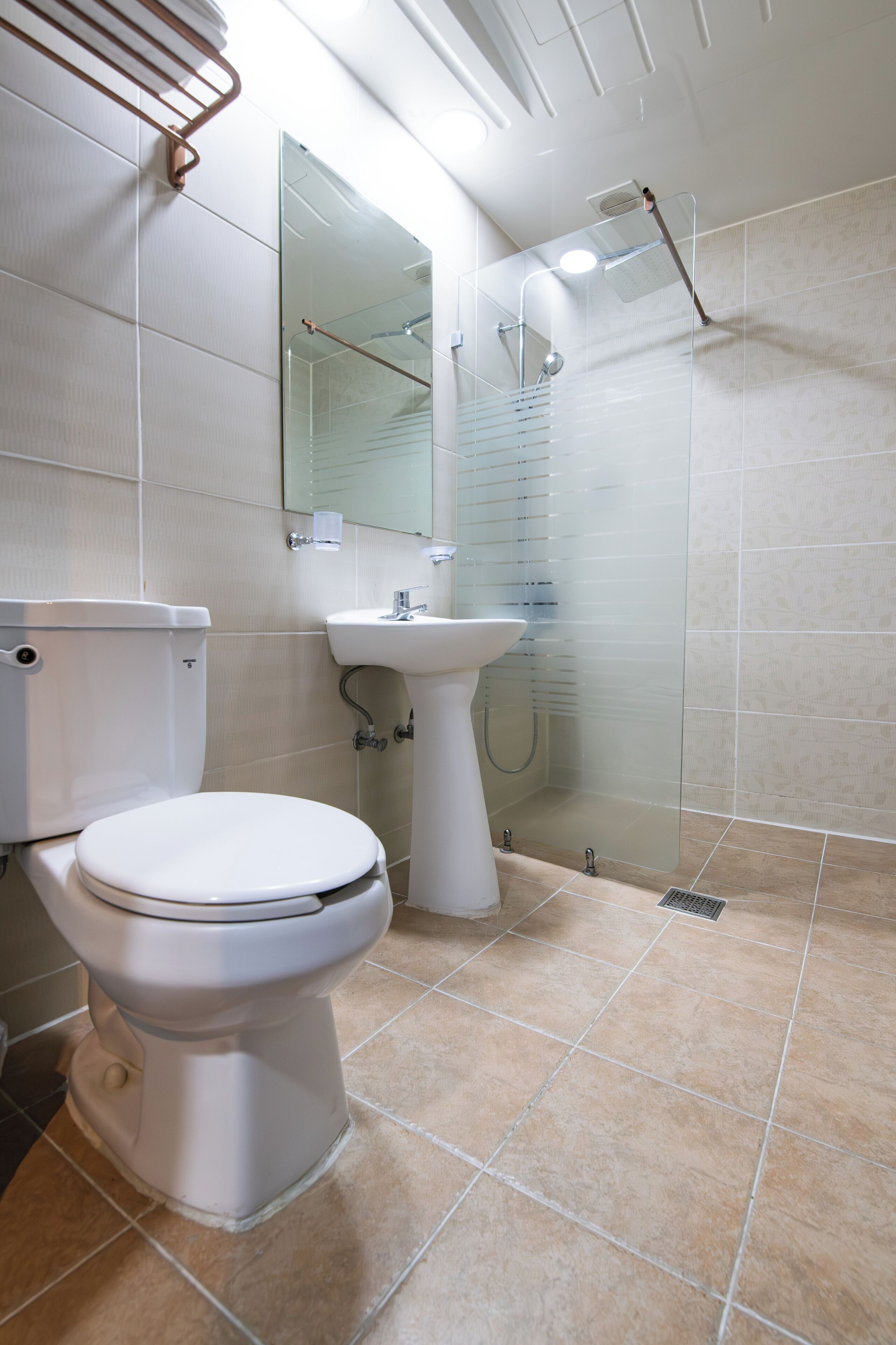 Chambre Deluxe avec lits jumeaux, vue ville | Salle de bain