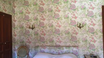 7 soveværelser, strygejern/strygebræt