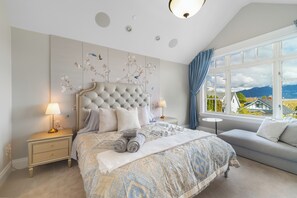 4 Schlafzimmer, Bügeleisen/Bügelbrett, WLAN, Bettwäsche