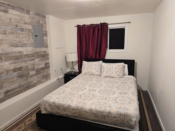 1 bedroom, iron/ironing board, WiFi, bed sheets