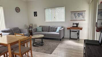 Darrawii Cottage | Living area | LCD TV