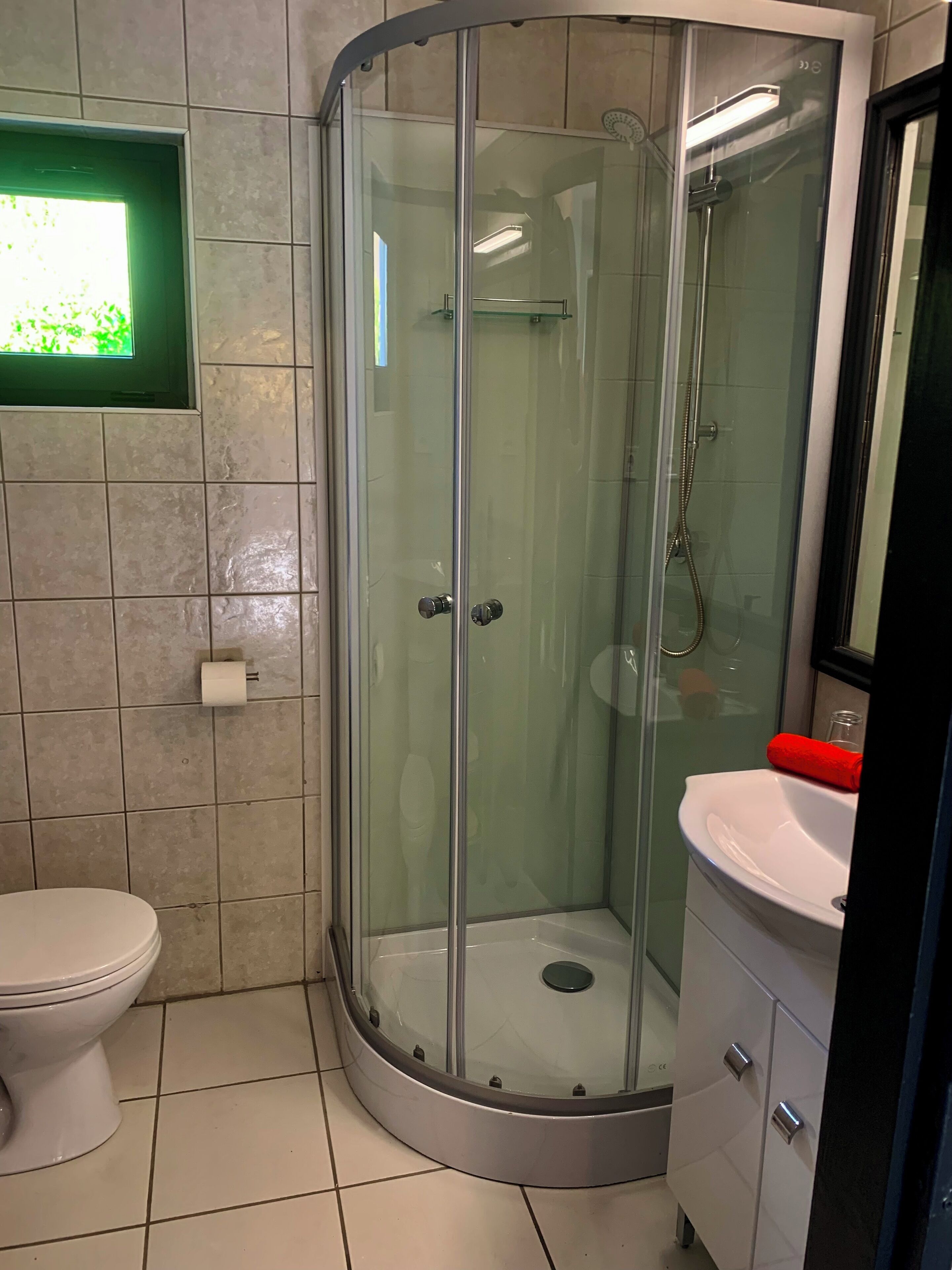 Handtücher, Toilettenpapier