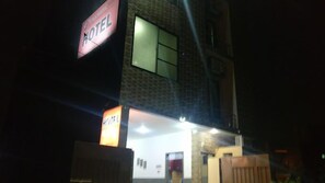 Exterior - Hotel Executive Inn (Lahore)