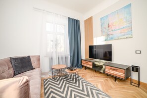 Living area - Cozy Delux apartment near parks and river (Riga)