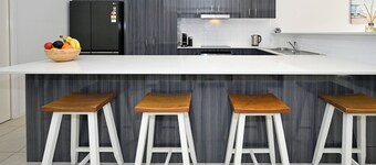 Stunning, 3 bedroom, 2 bath house for 6 guests, the perfect Sunny Coast getaway