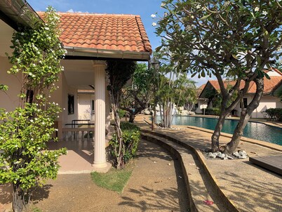 Two Fifty Nine Resort 259 รีสอร์ต