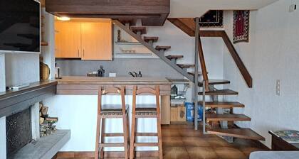 Spacious family flat ( Casetta di Carì)