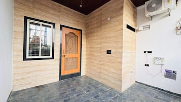 Ngoại thất