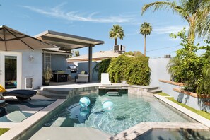 A heated pool - House + Casita, Swim Machine, Heated Pool, Spa, Near Old Town Scottsdale (Scottsdale)