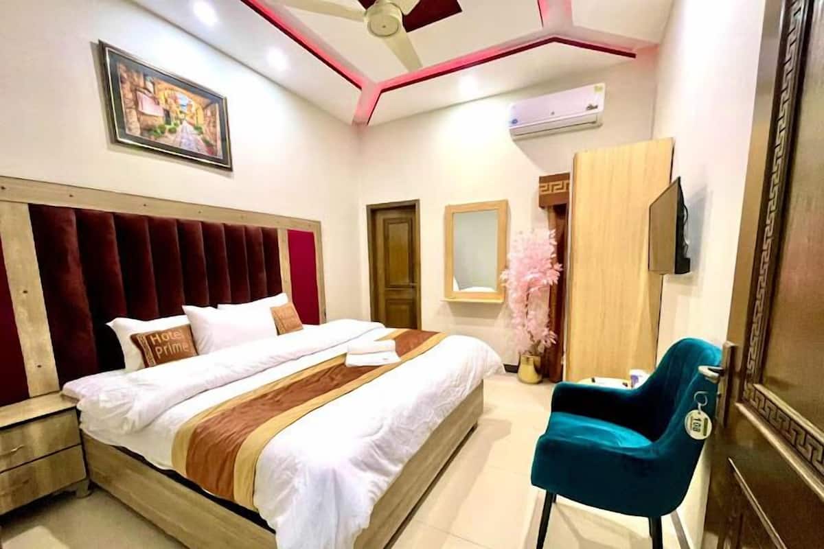Deluxe Double Room | Kalis bunyi, seterika/papan seterika, Wi-fi percuma
