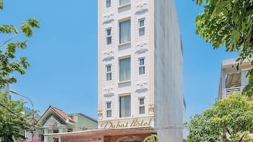 Bagian depan properti