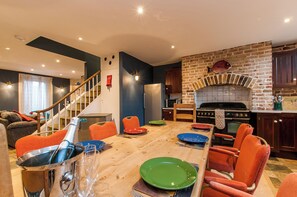 Dining - Seafront Regency Townhouse - Uniterrupted Balcony Sea Views (Kent)