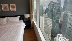 Ảnh chưa phân loại, 2 trong số 62 ảnh, nút