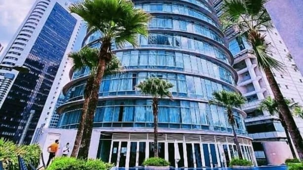 Ảnh chưa phân loại, 1 trong số 62 ảnh, nút