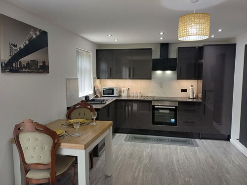 Beautiful Maisonnette With Free Parking