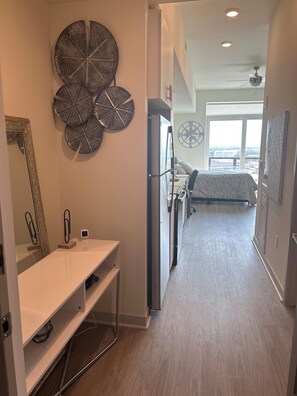 1 chambre, fer et planche à repasser, Wi-Fi gratuit, draps fournis