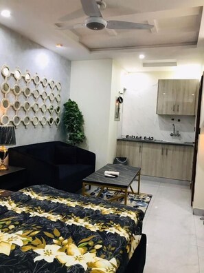 Chambre Double Deluxe | Chambres insonorisées, fer et planche à repasser, Wi-Fi gratuit