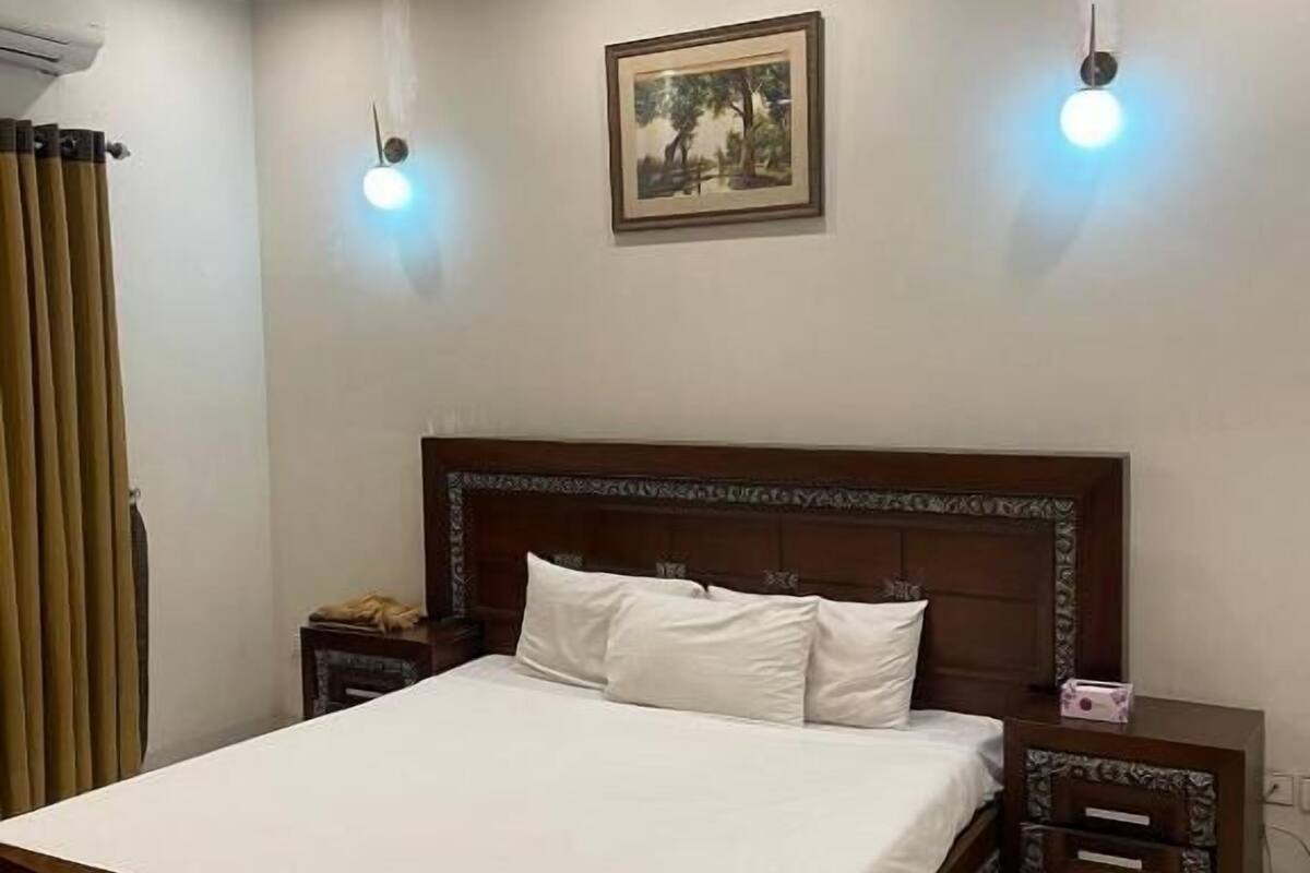 Soundproofing, iron/ironing board, free WiFi