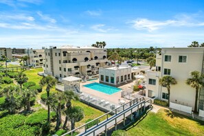 Exterior - Stylish Modern 2 Bed/2Bath Loft at Royal Mansions (Cape Canaveral)