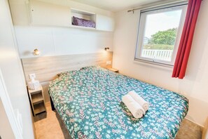 2 Schlafzimmer, Bügeleisen/Bügelbrett, Bettwäsche