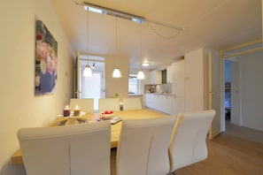 Dining - Apartment with balcony in Veere | Buiten de Veste 36 (Veere)