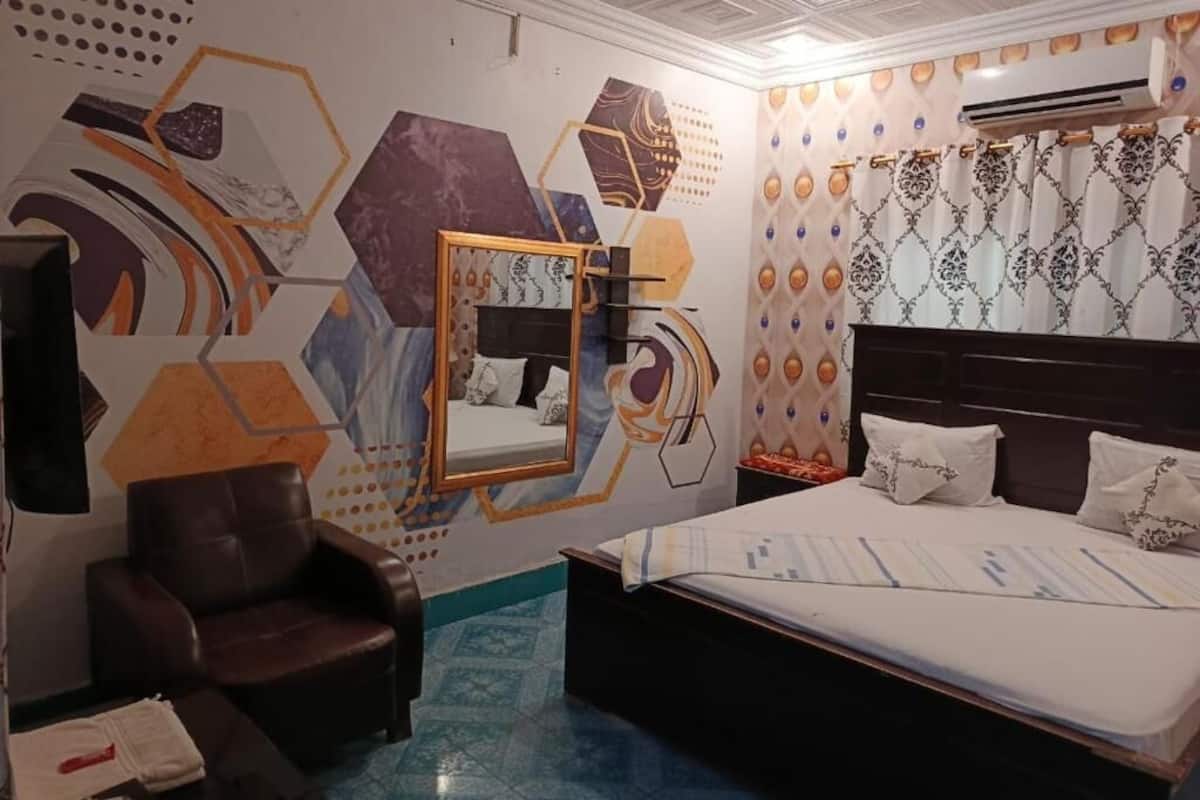 Deluxe Double Room | Kalis bunyi, seterika/papan seterika, Wi-fi percuma