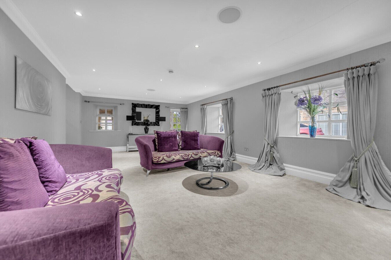 Smart TV, stereo, offices