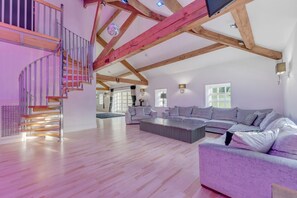 Älytelevisio, stereot, työhuone