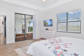 3 室のベッドルーム、デスク、アイロン / アイロン台、WiFi (無料)