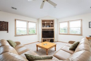 Unclassified image, 4 of 67, button - Ocean Views, Pool, Spa, Volleyball and Game Room! (Southern Shores)