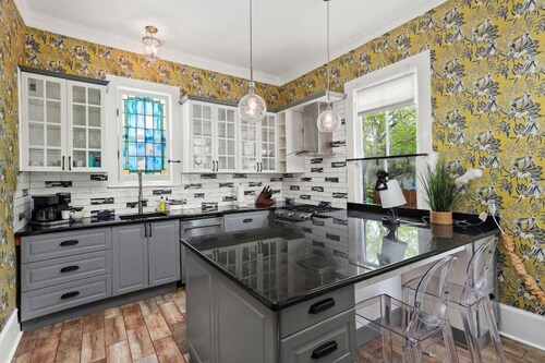 Monkey Business! Private Pool & Ping Pong Table! The best place to monkey around!