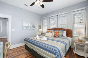 2 chambres, fer et planche à repasser, Wi-Fi gratuit, draps fournis