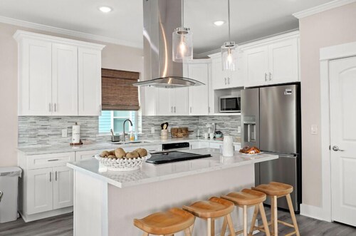 Spindlewood Inn! New Listing!