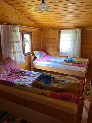 1 bedroom, minibar, individually decorated, individually furnished