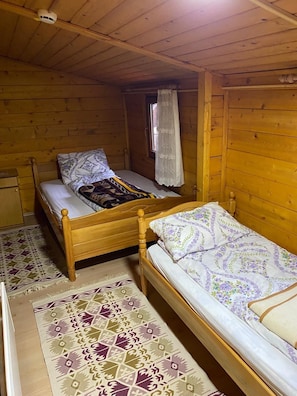 1 Schlafzimmer, Minibar, individuell dekoriert, individuell eingerichtet