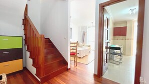 Interior - The Cliffs - ViveMare (Viveiro)