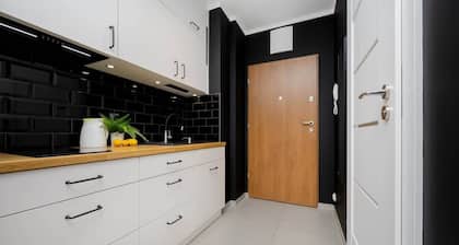 Comfortable Studio with Balcony | Close to Metro and Park