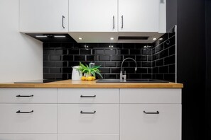 Fridge, microwave, stovetop, electric kettle